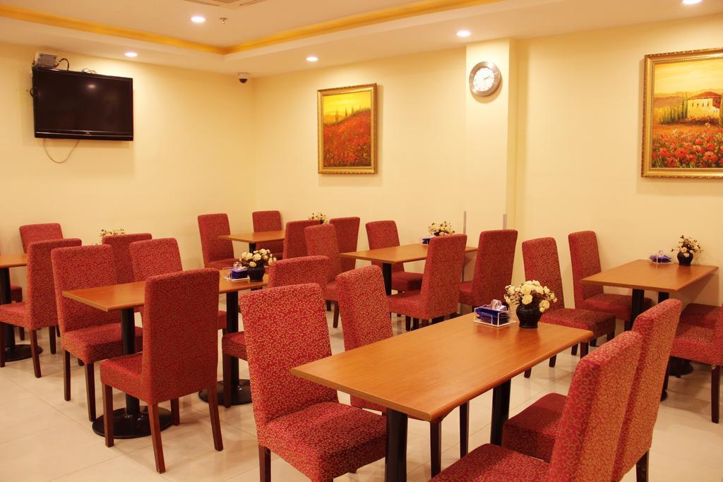 Gold Mine Express Hotel Nanning Bagian luar foto